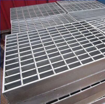 Hot Dip Galvanized 25X5 Serrated Steel Grating for Heavy Duty Industrial Platforms