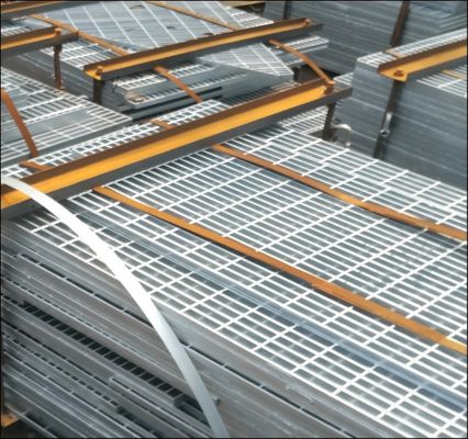 Type SL Swage-Locked Steel Bar Grating Used in Floors, Walkways, Platforms and Bridge Decking