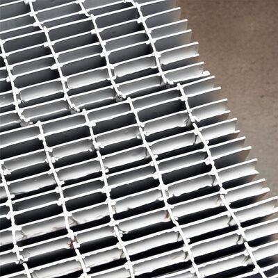 プラットフォームと歩道用の簡単設置型高耐久亜鉛メッキ鋼製グレーチング