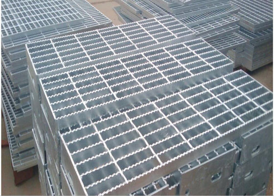 熱い浸された電流を通された鋸歯状にされた鋼鉄格子に火格子を付ける30x5棒鋼